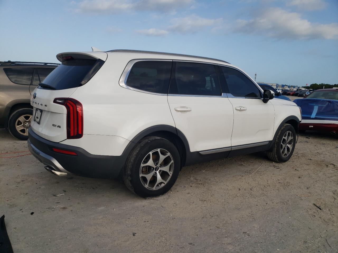 KIA TELLURIDE EX
