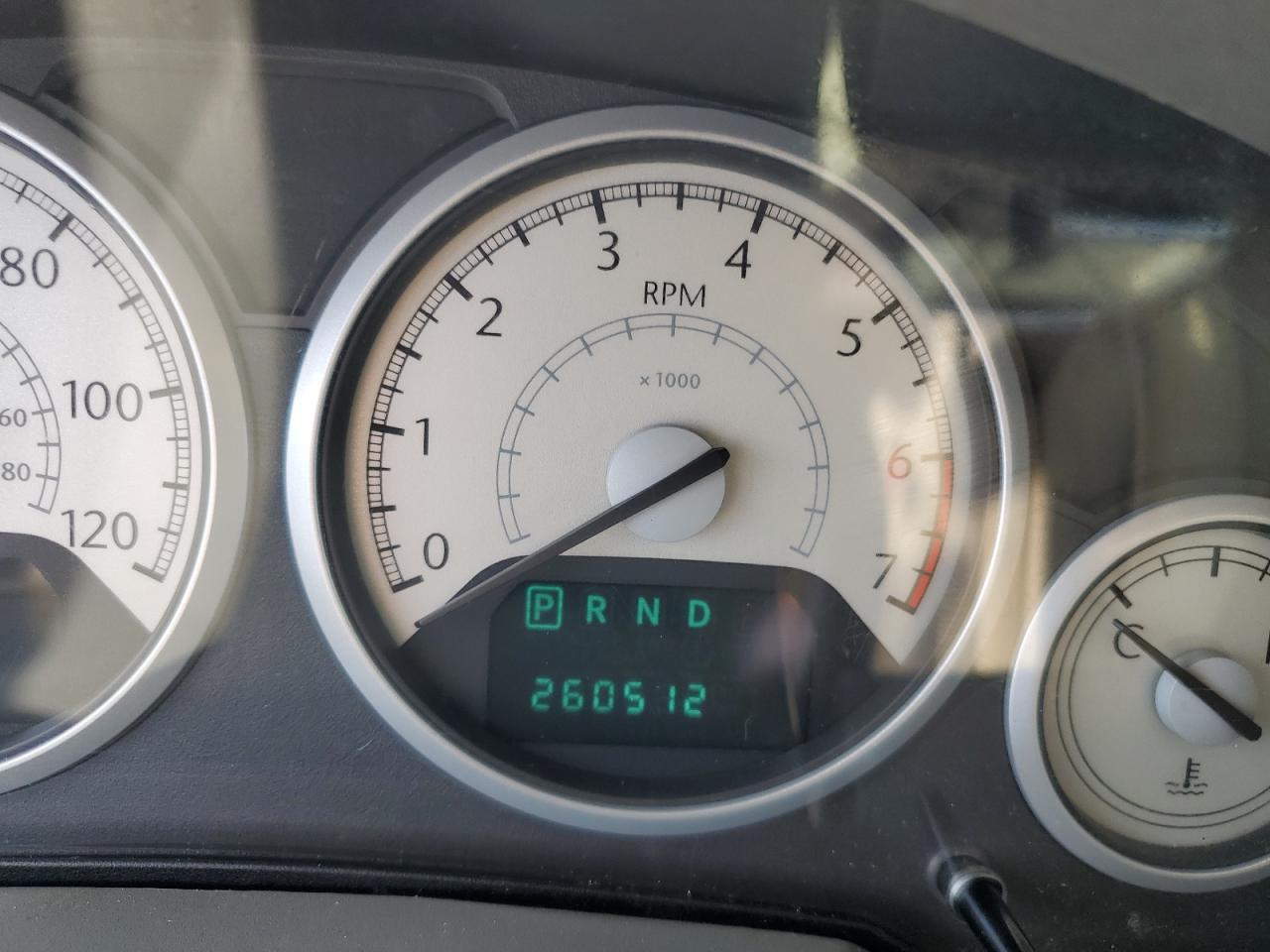 Lot #3308267214 2008 CHRYSLER TOWN & COU