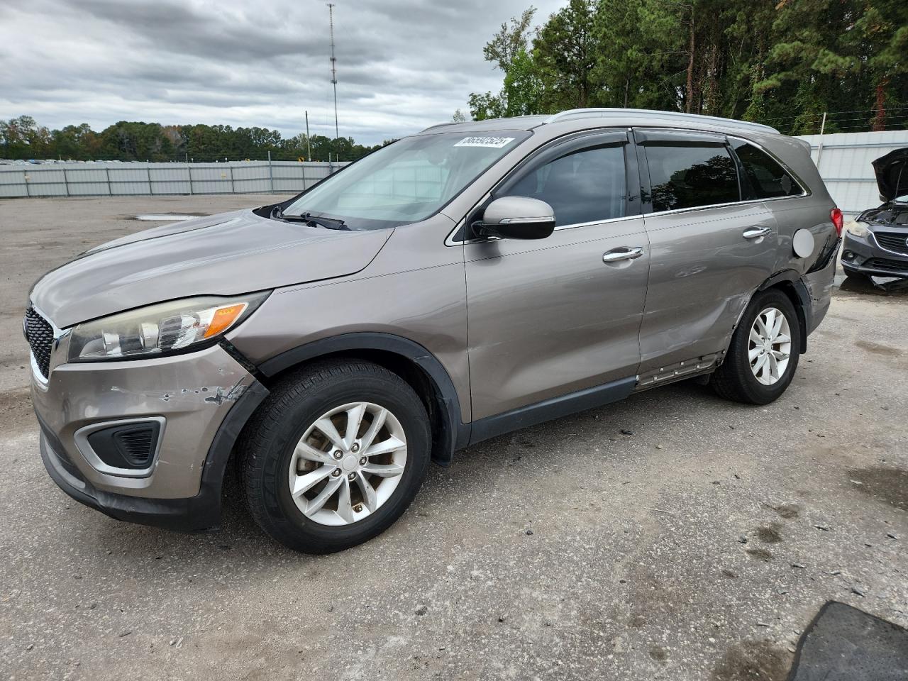 Lot #3298051147 2016 KIA SORENTO LX