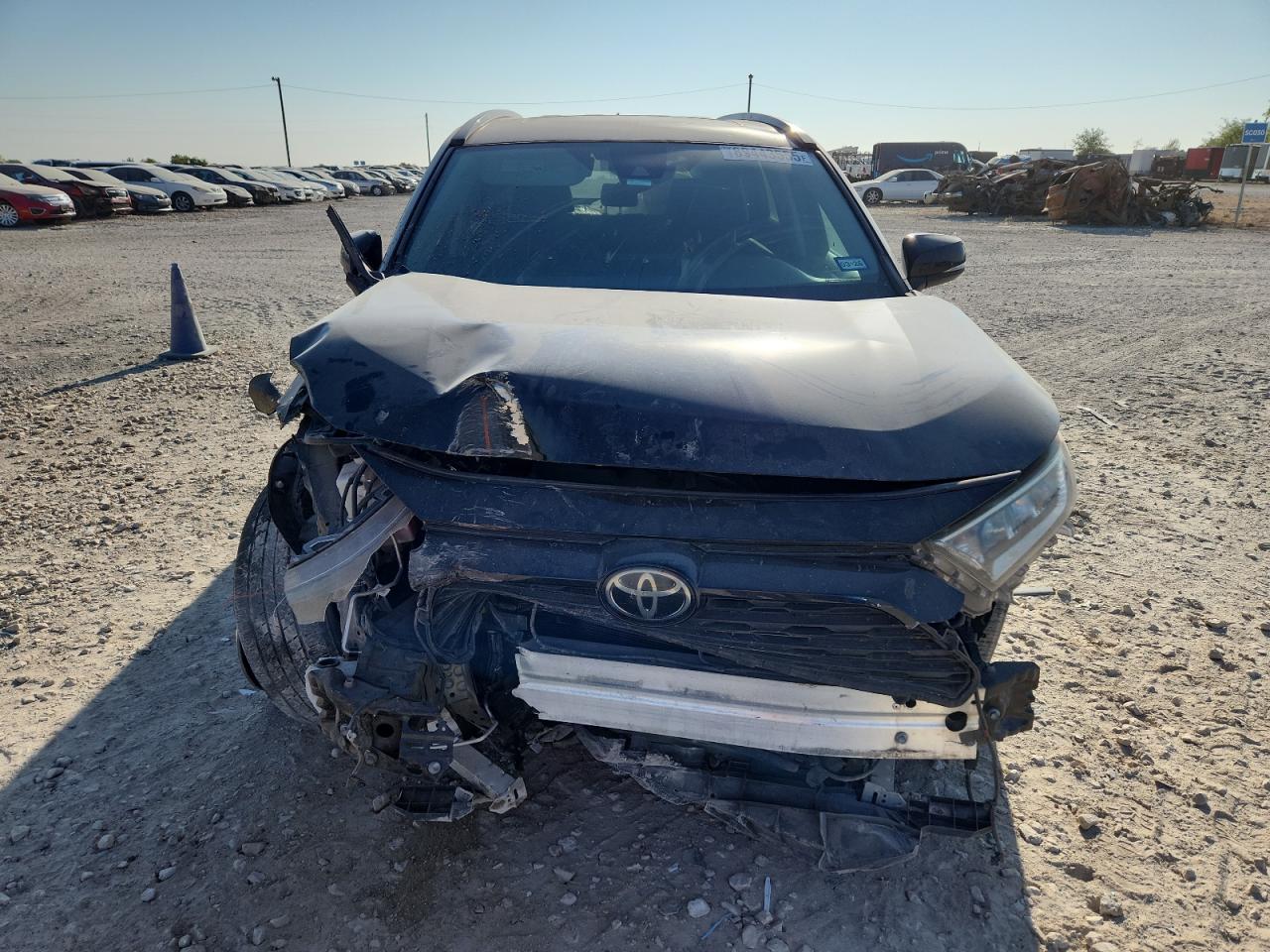 TOYOTA RAV4 XLE PREMIUM