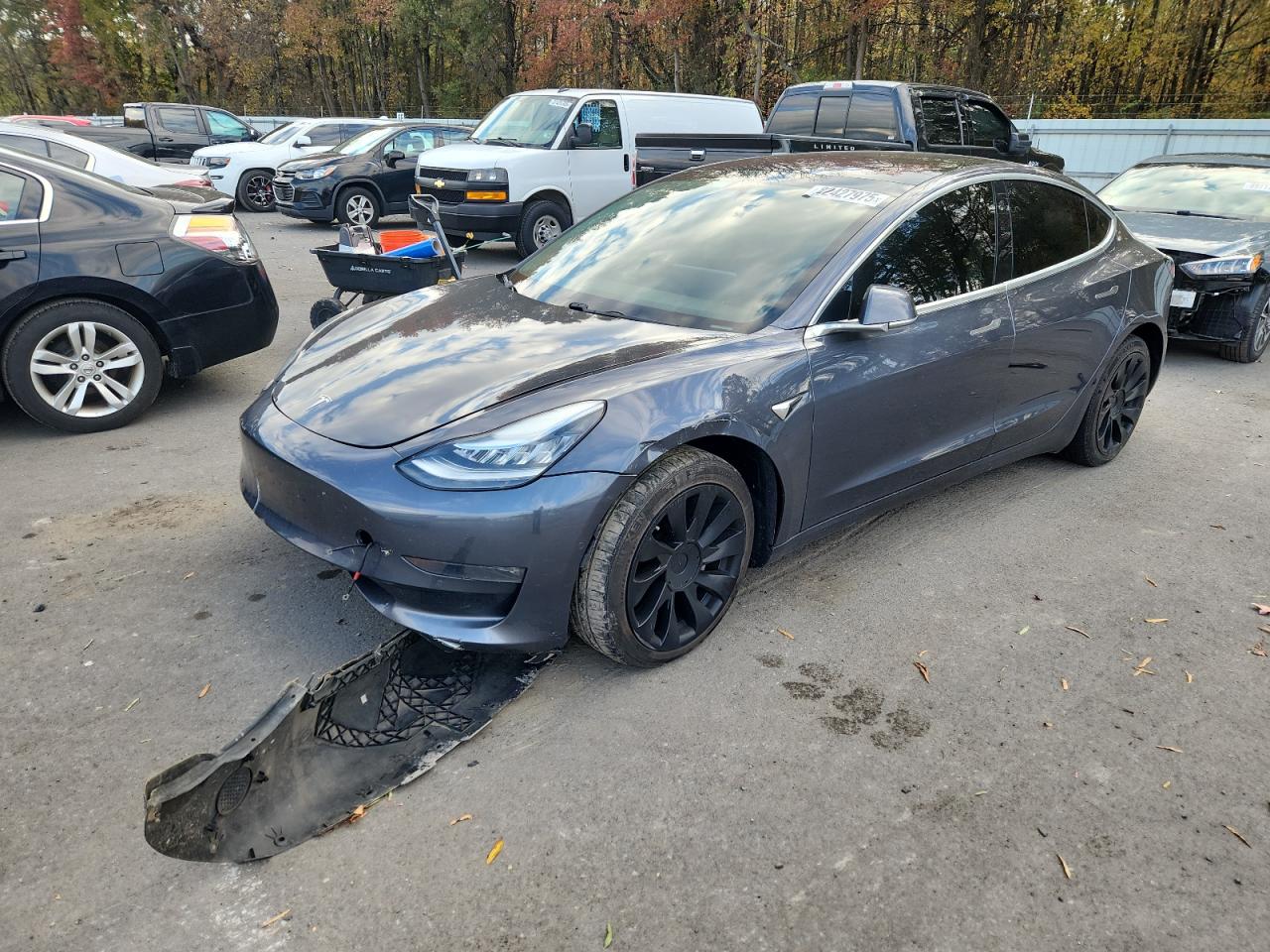 TESLA MODEL 3