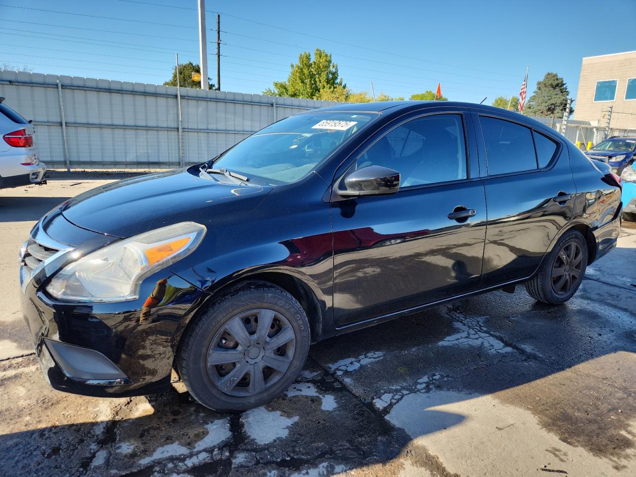 NISSAN VERSA S