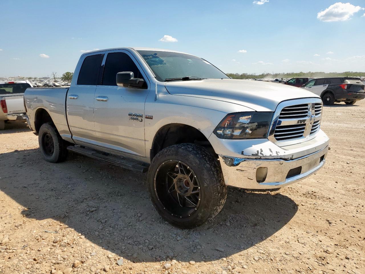 RAM 1500 SLT