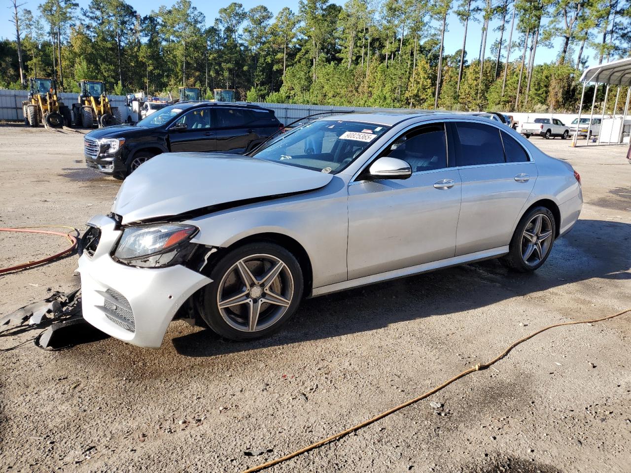 MERCEDES-BENZ E-CLASS 300