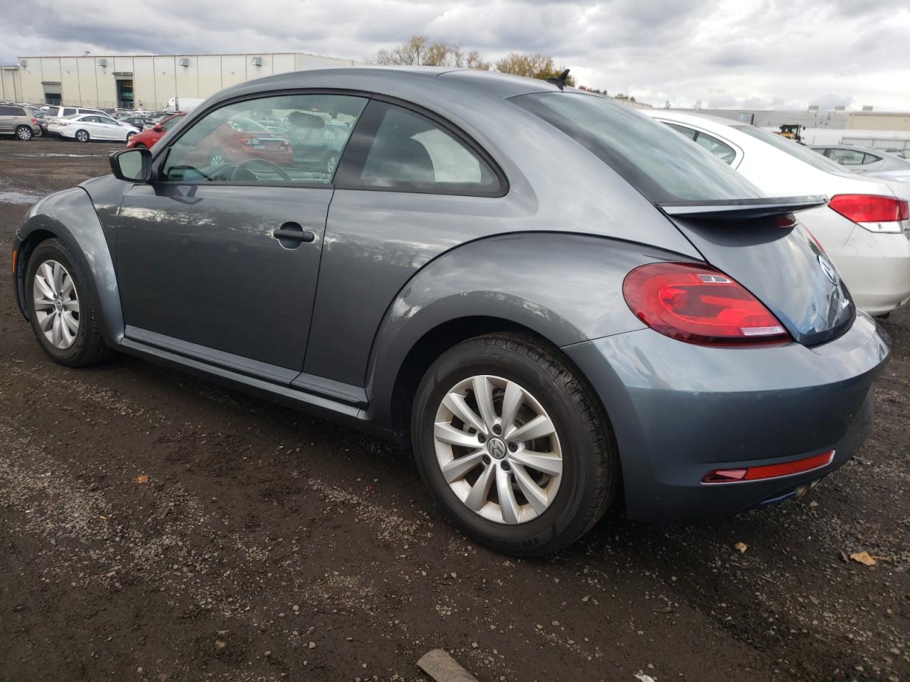VOLKSWAGEN BEETLE S
