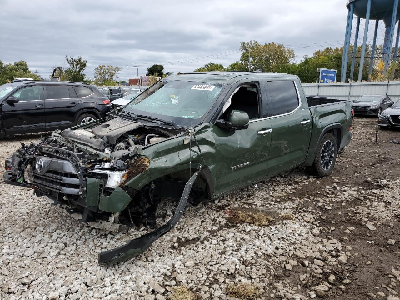 TOYOTA TUNDRA CREWMAX LIMITED