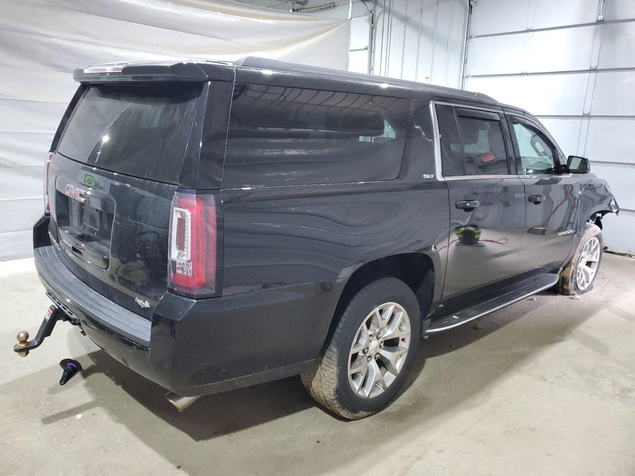 GMC YUKON K1500 SLT