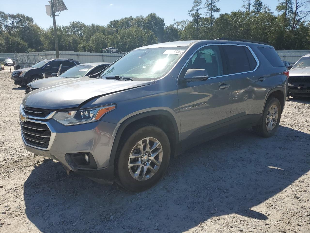CHEVROLET TRAVERSE LT