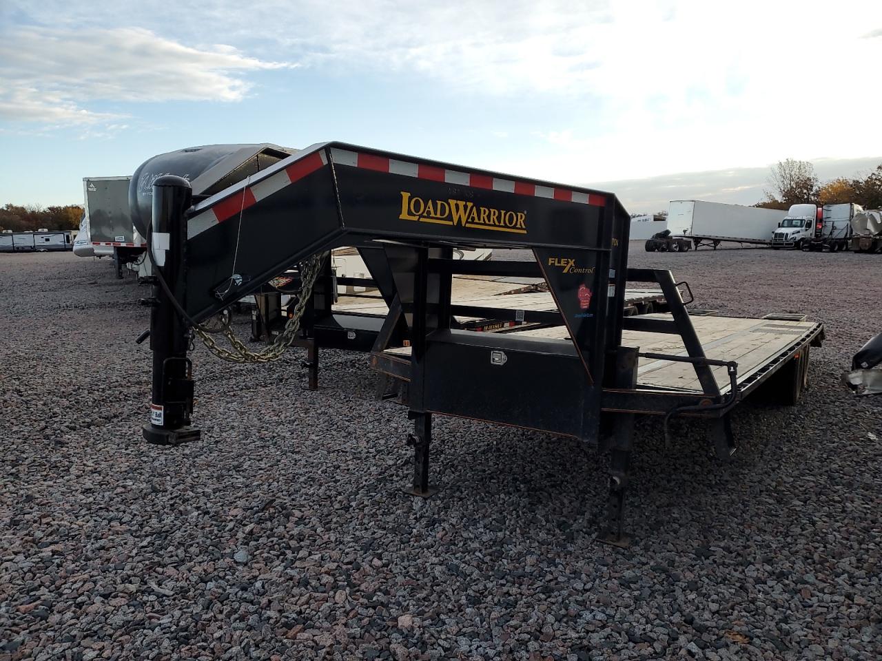 Lot #3287621019 2024 DIAMOND T 10228DTF