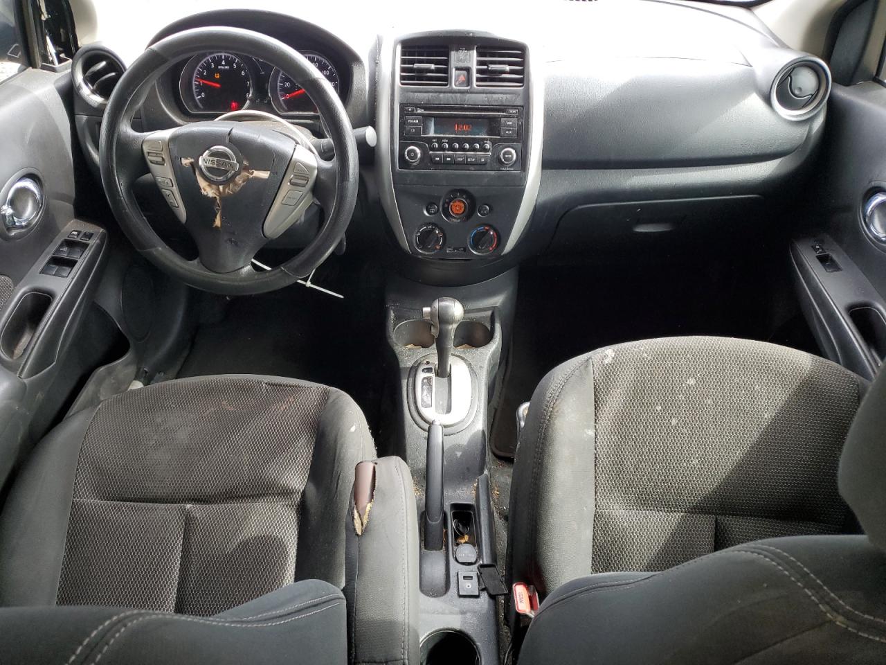 NISSAN VERSA S