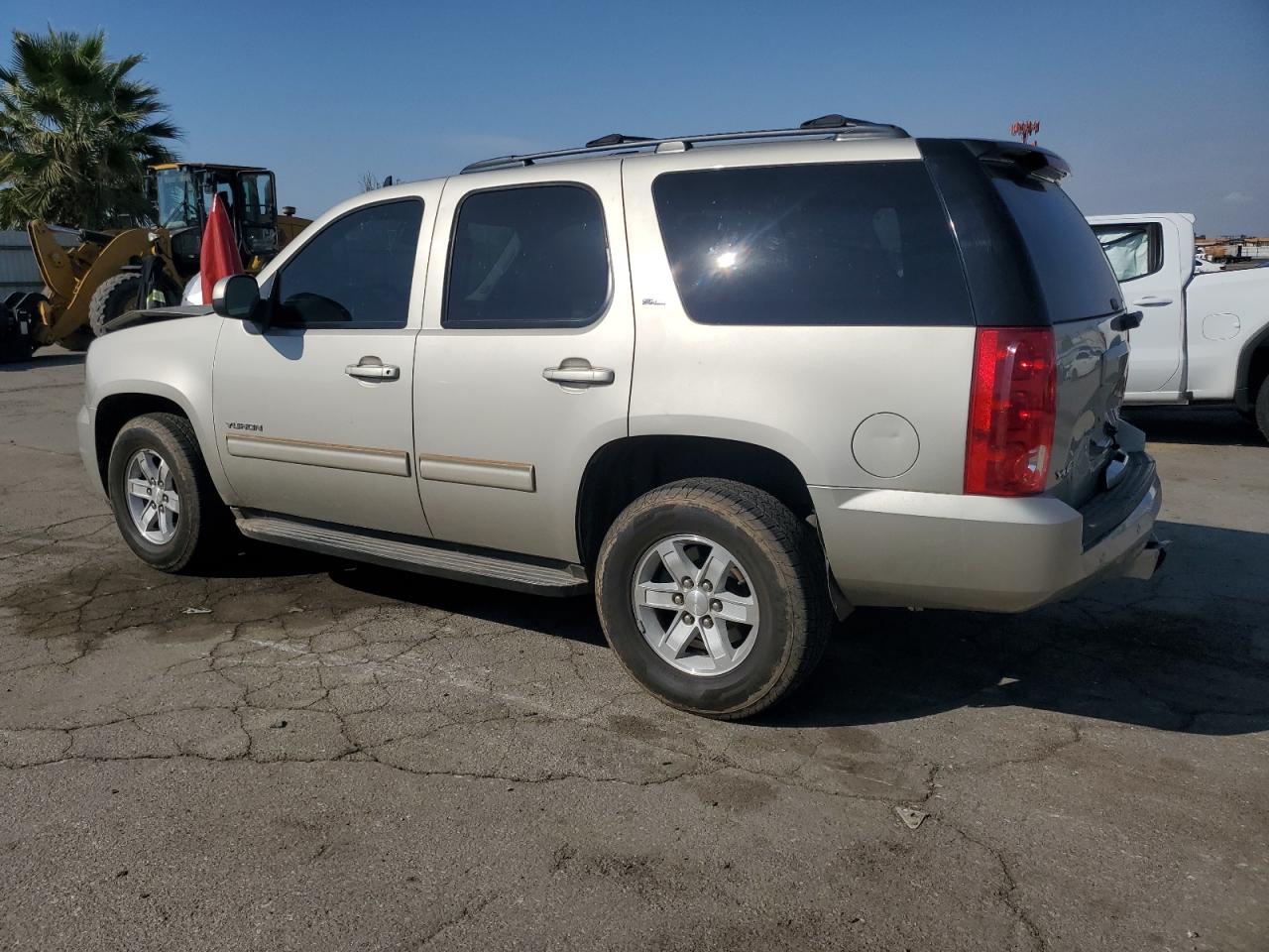 GMC YUKON SLT