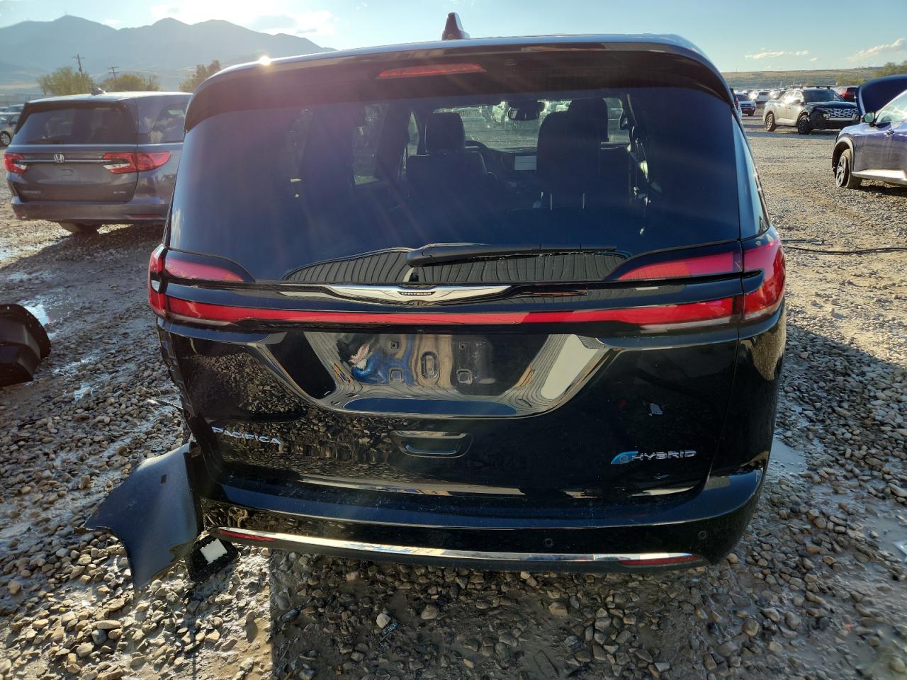 CHRYSLER PACIFICA HYBRID SELECT