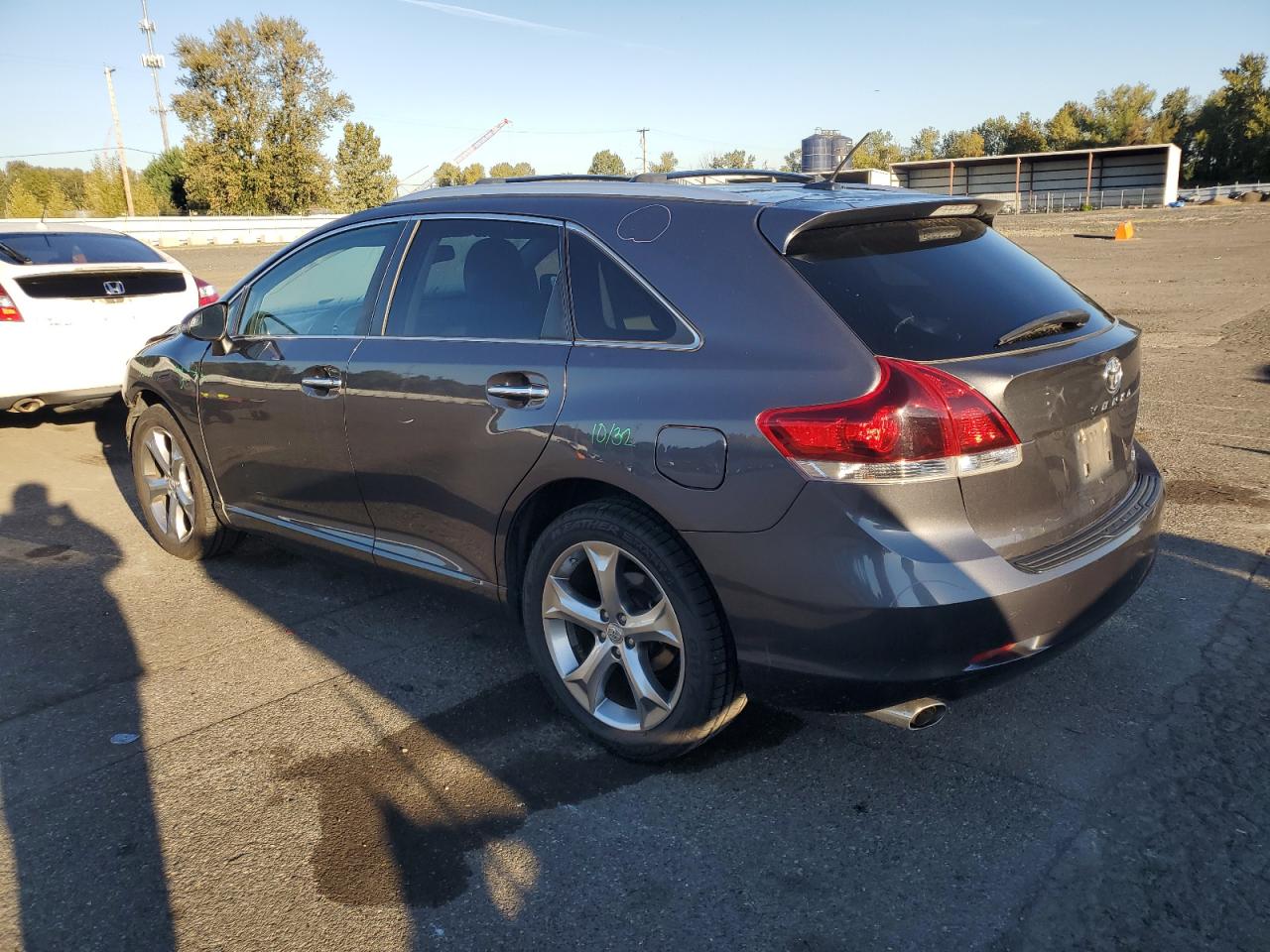 TOYOTA VENZA LE