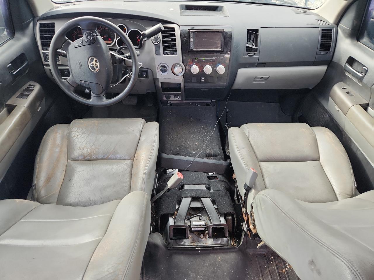 TOYOTA TUNDRA CREWMAX SR5