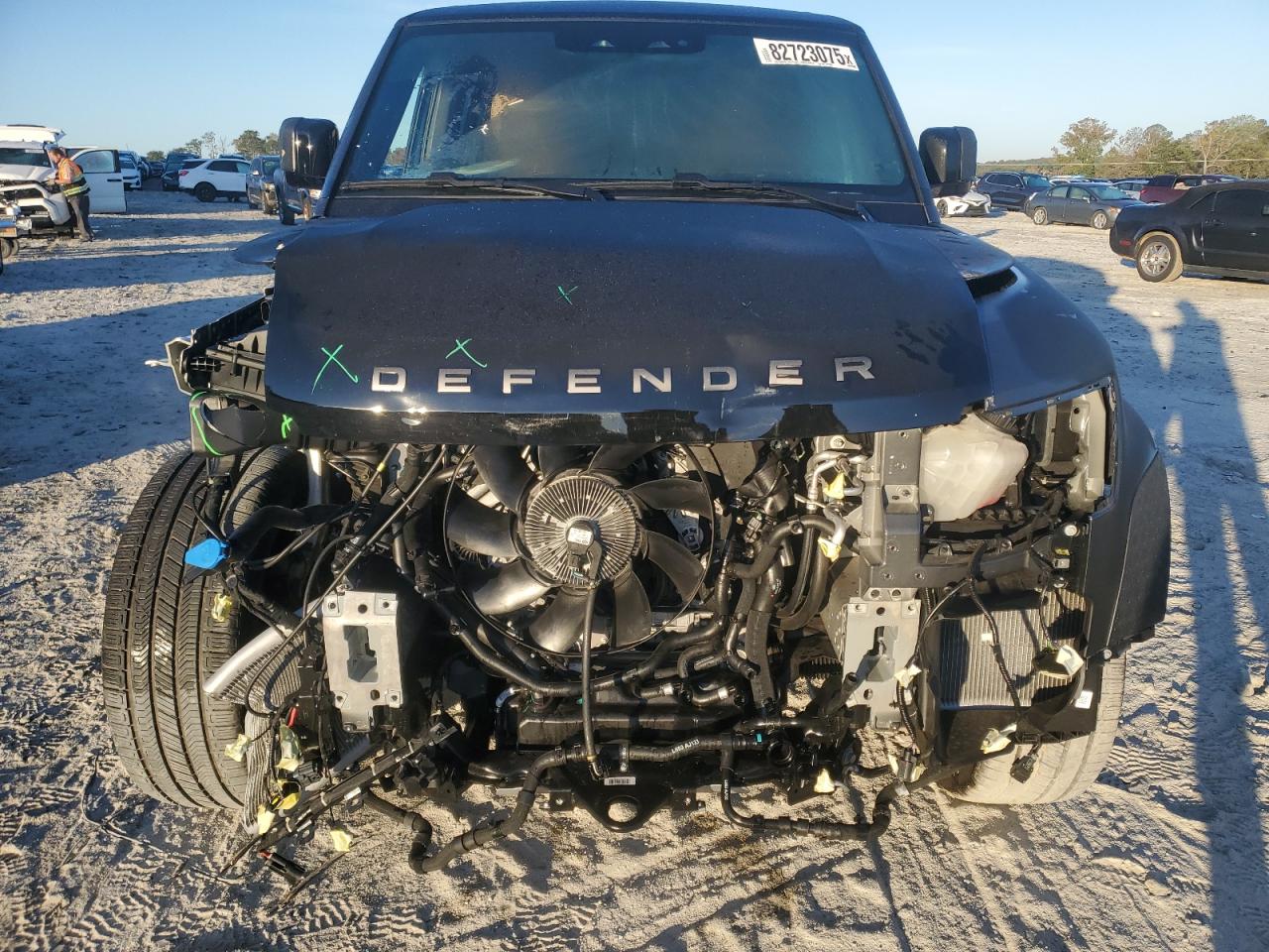 LAND ROVER DEFENDER 130