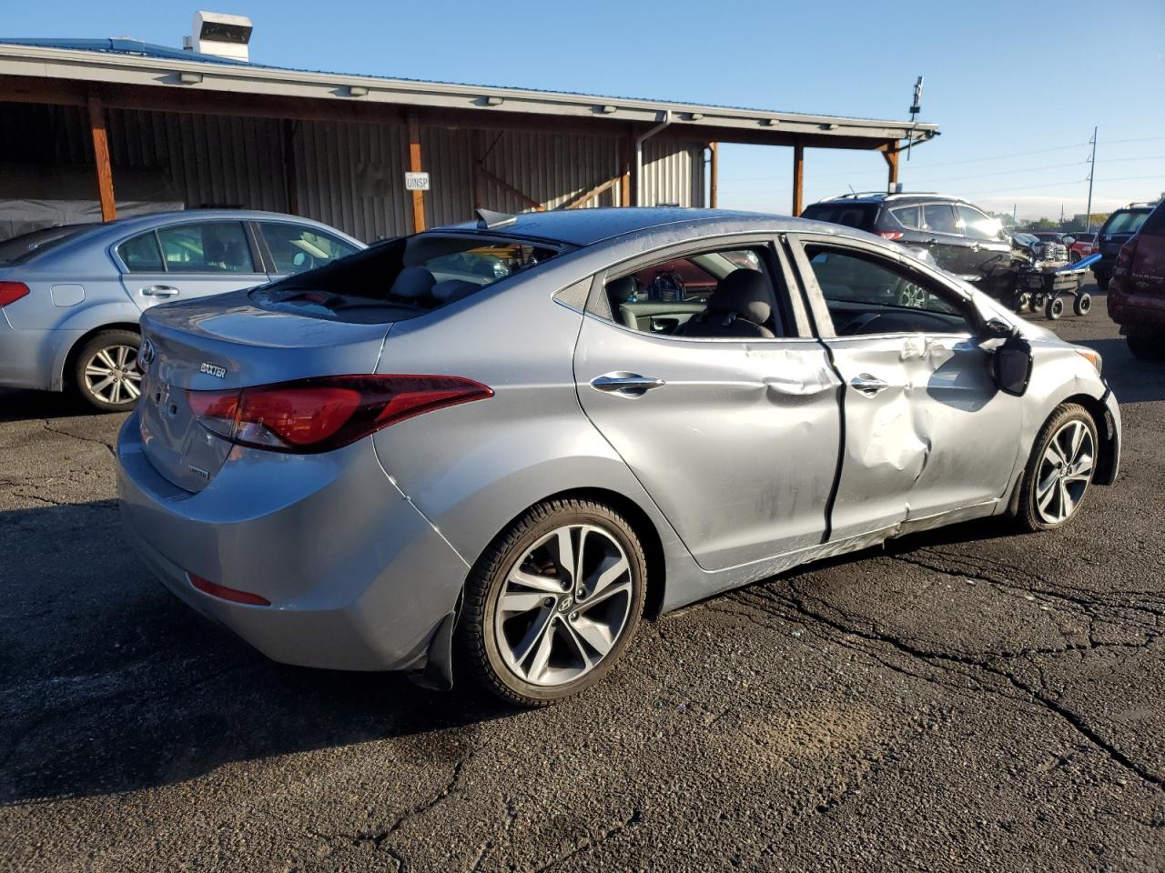 HYUNDAI ELANTRA SE