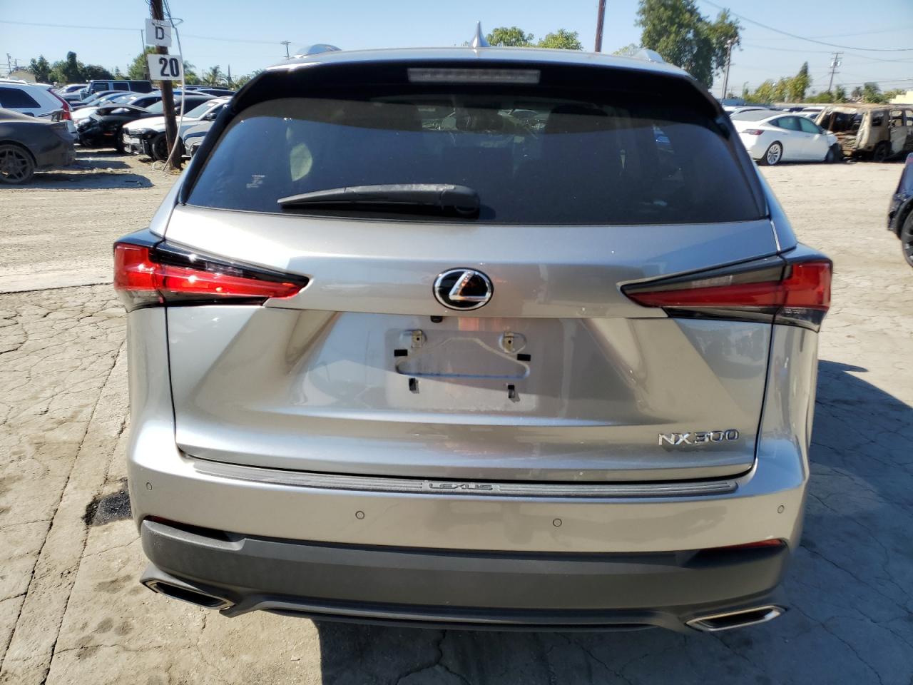 LEXUS NX 300 BASE