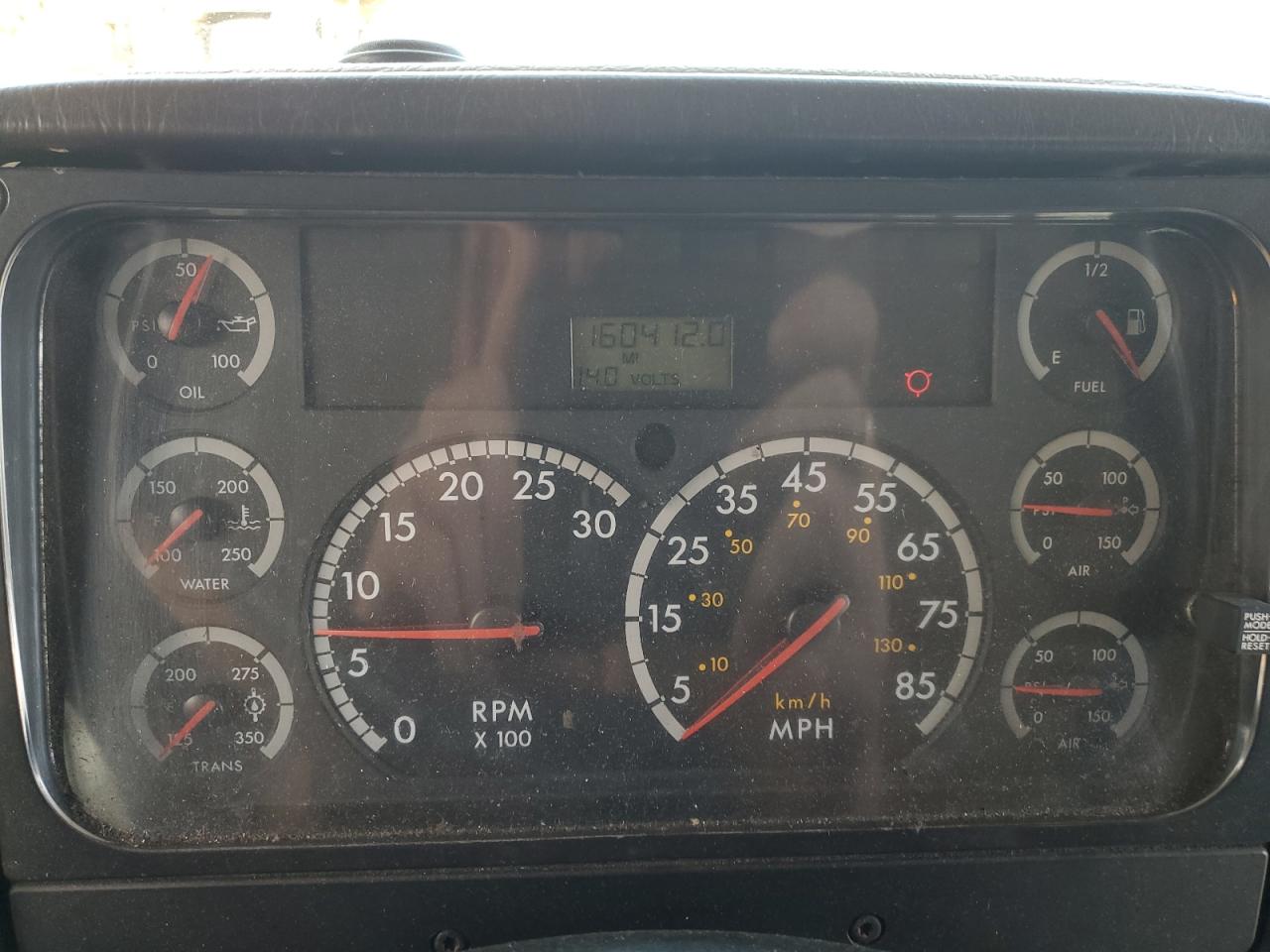 Lot #3276362790 2006 FREIGHTLINER SAF-T-LINER C2