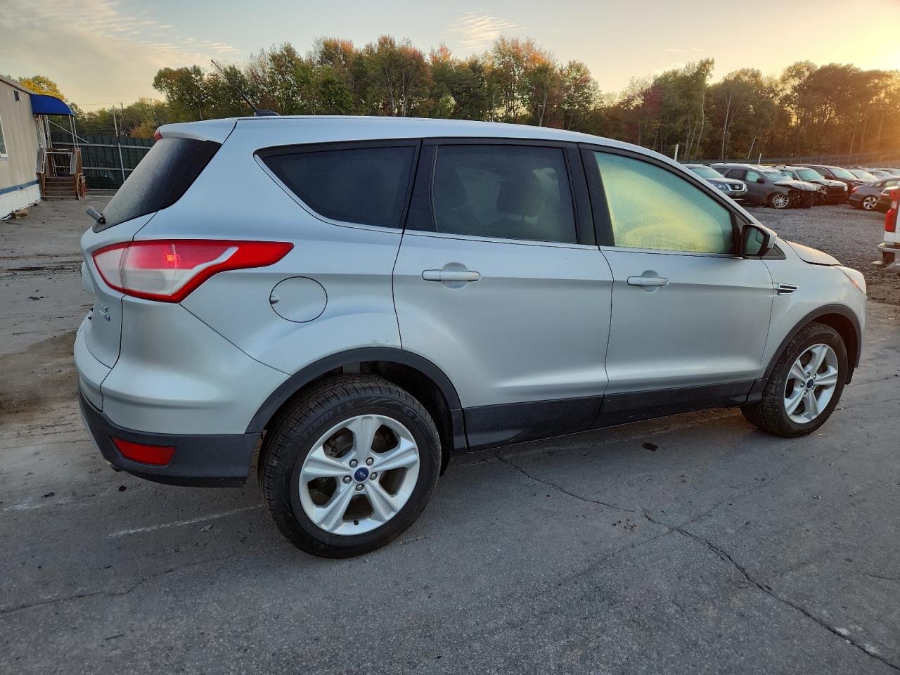 FORD ESCAPE SE