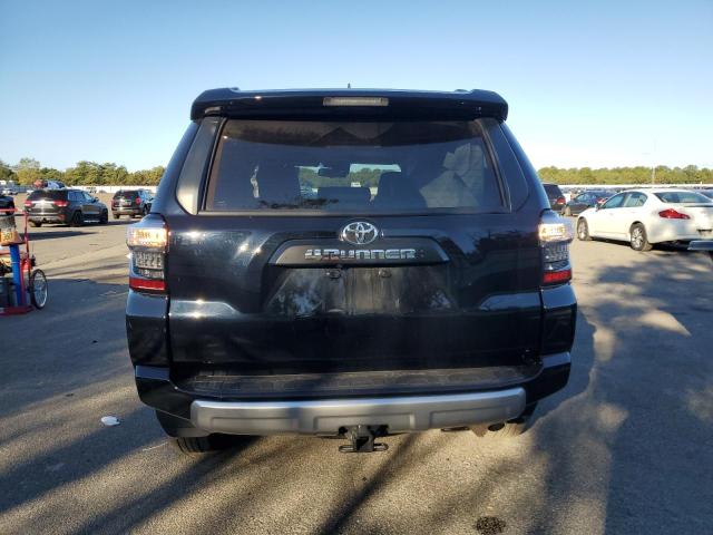 2024 TOYOTA 4RUNNER SR JTERU5JR2R6245782