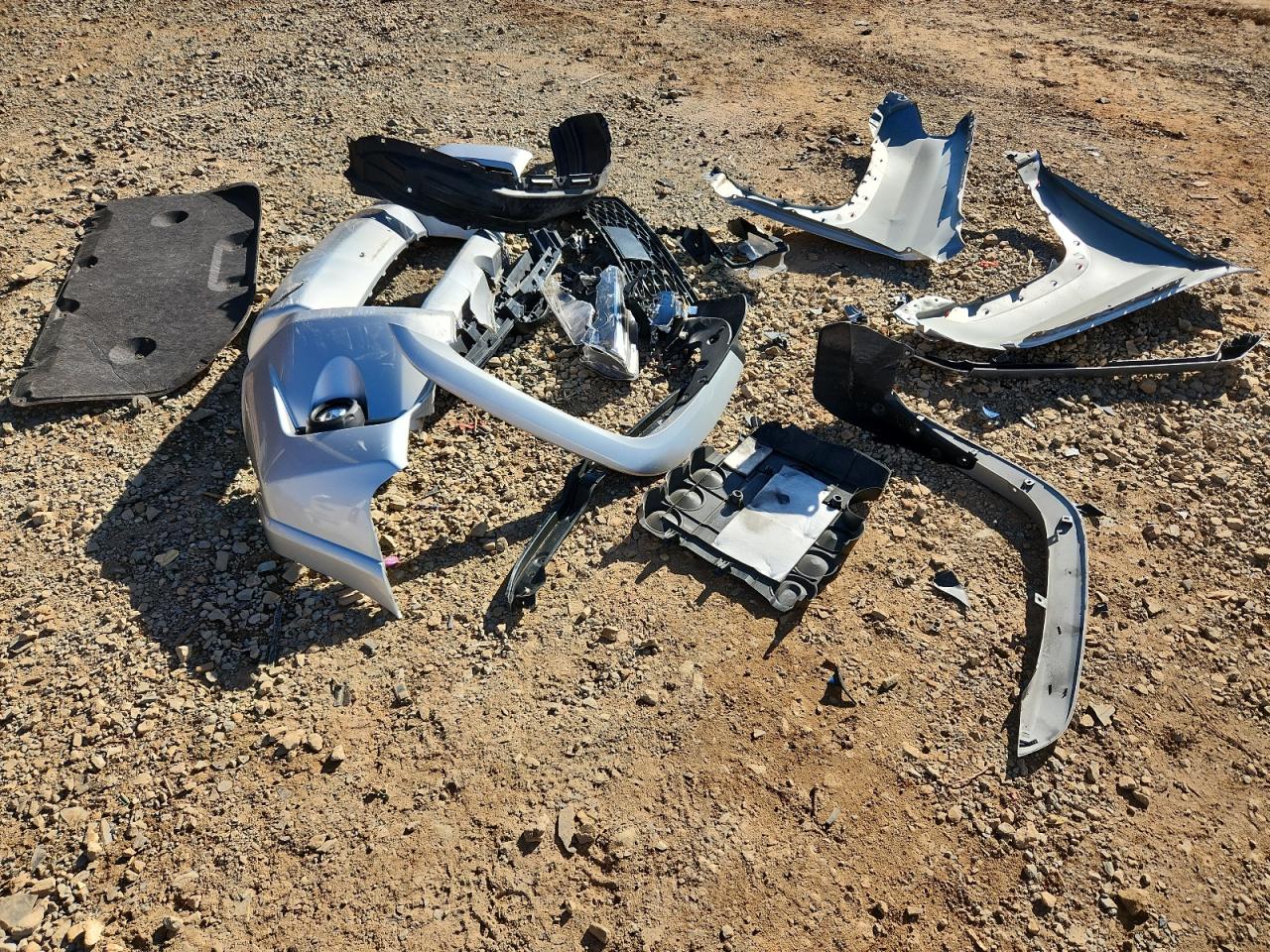 TOYOTA 4RUNNER SR5/SR5 PREMIUM