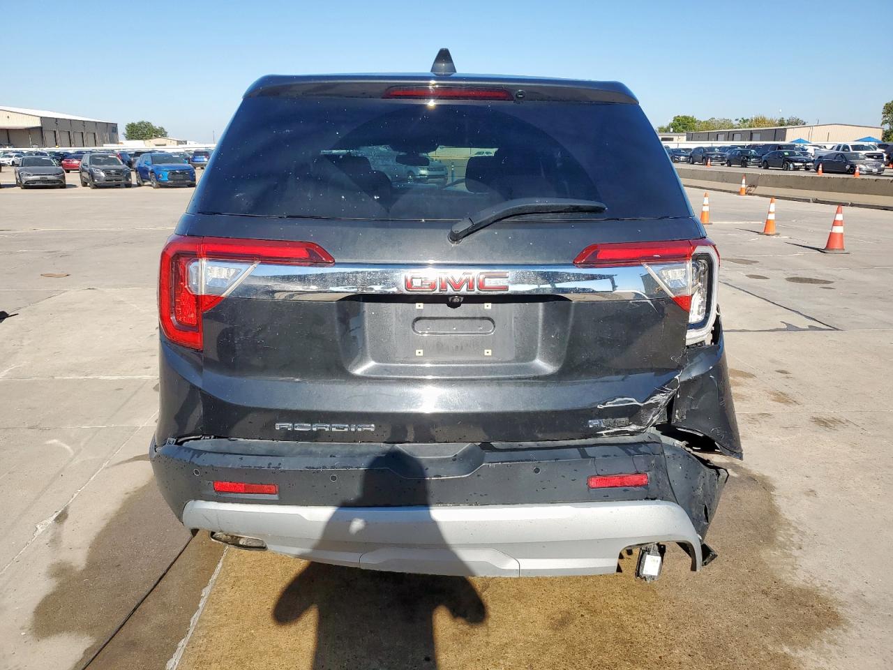 Lot #3315668780 2020 GMC ACADIA SLE