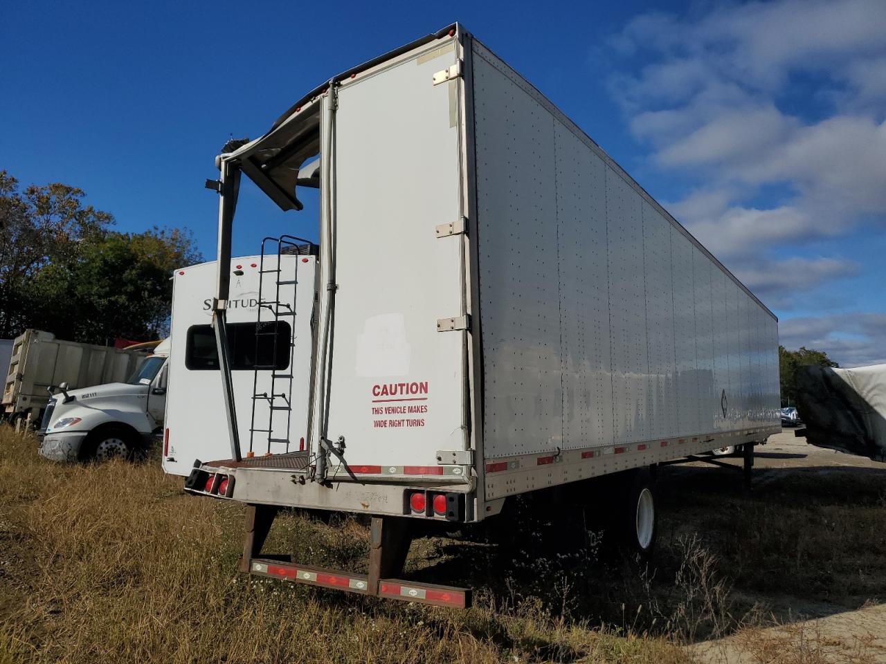 Lot #3301814327 2017 UTILITY VS2DX