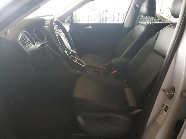 2018 VOLKSWAGEN TIGUAN SE 3VV3B7AX3JM214153