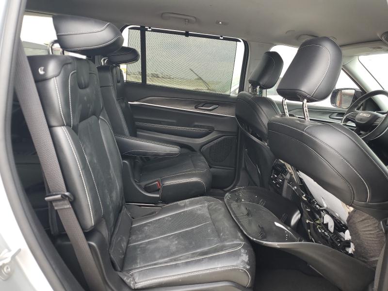 2023 JEEP GRAND CHER - 1C4RJKBG3P8106917