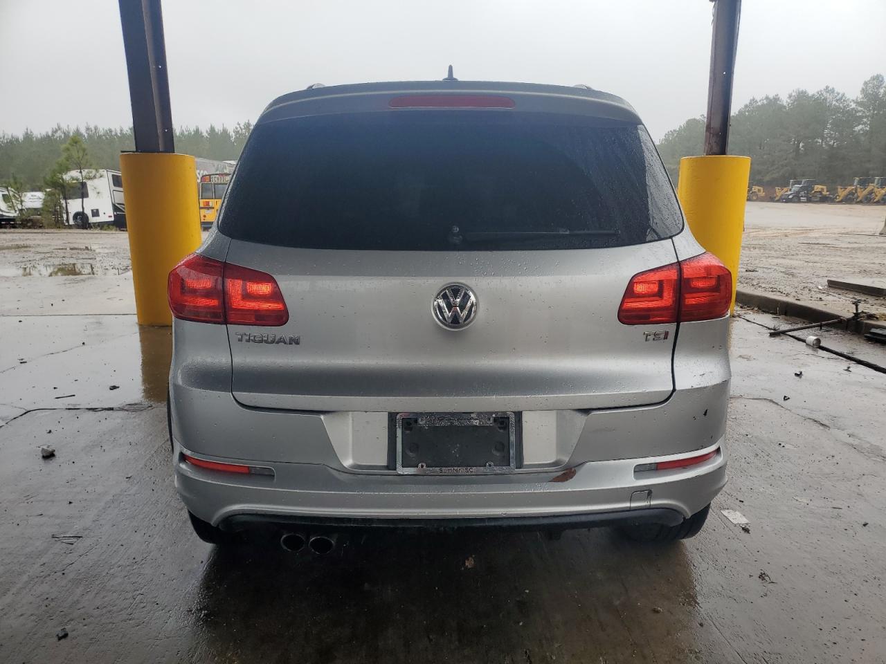 VOLKSWAGEN TIGUAN SPORT