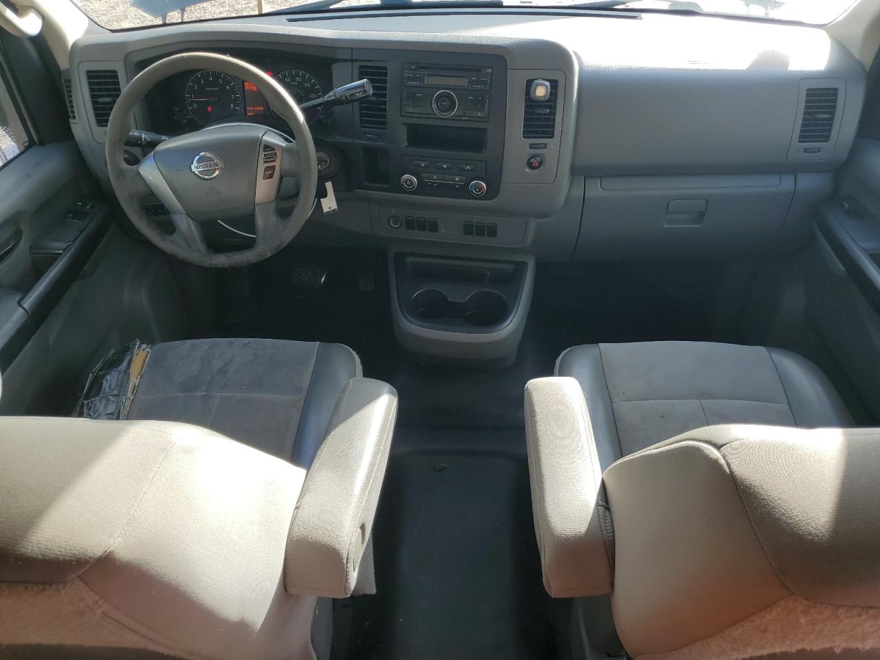 NISSAN NV3500 3500 S