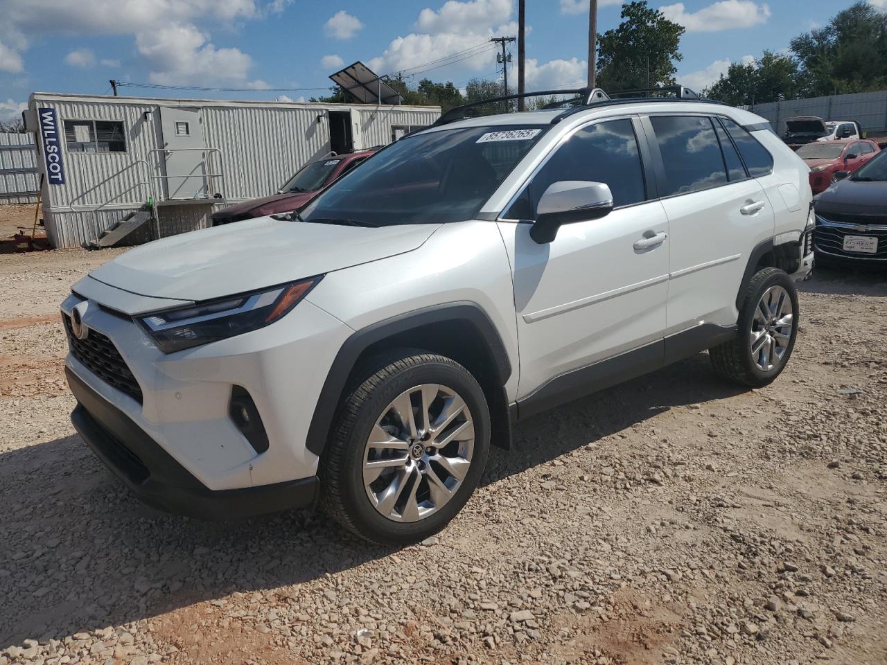TOYOTA RAV4 XLE PREMIUM