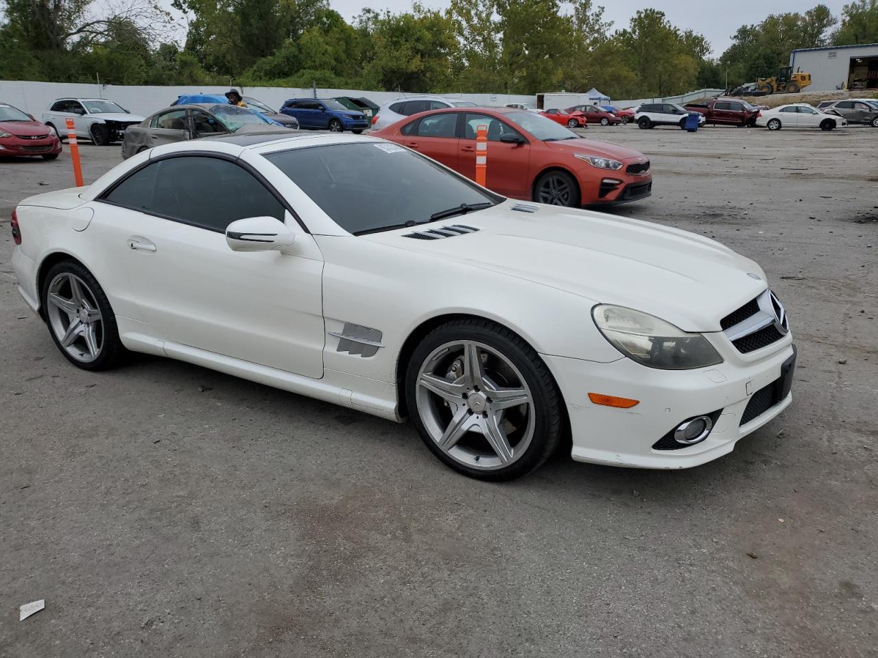 MERCEDES-BENZ SL-CLASS 550