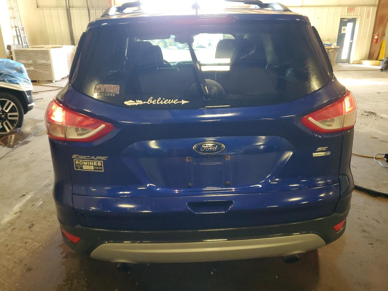 FORD ESCAPE SE
