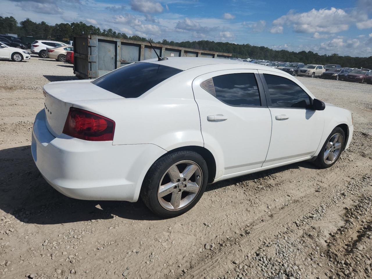 DODGE AVENGER SE