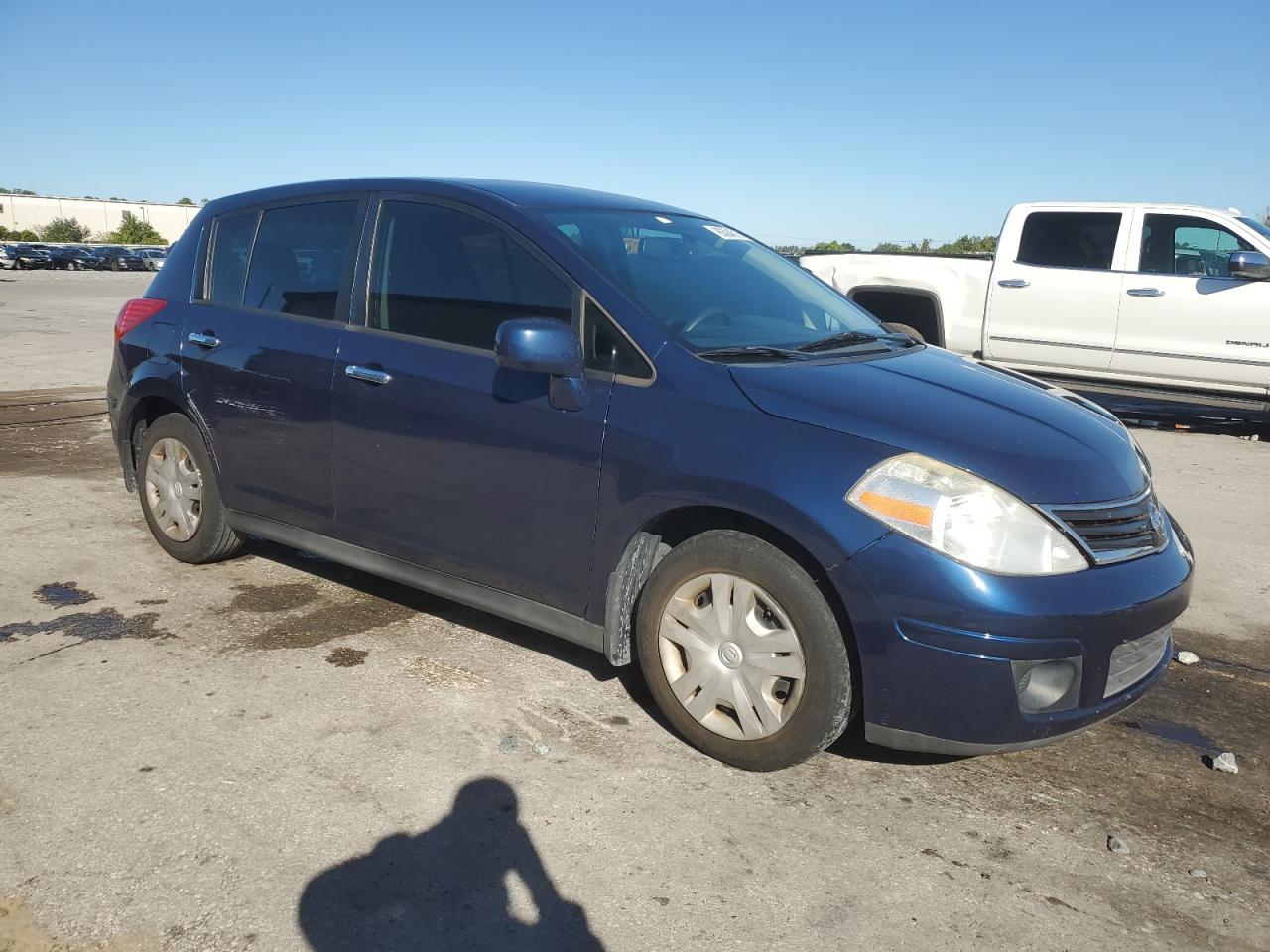 NISSAN VERSA S