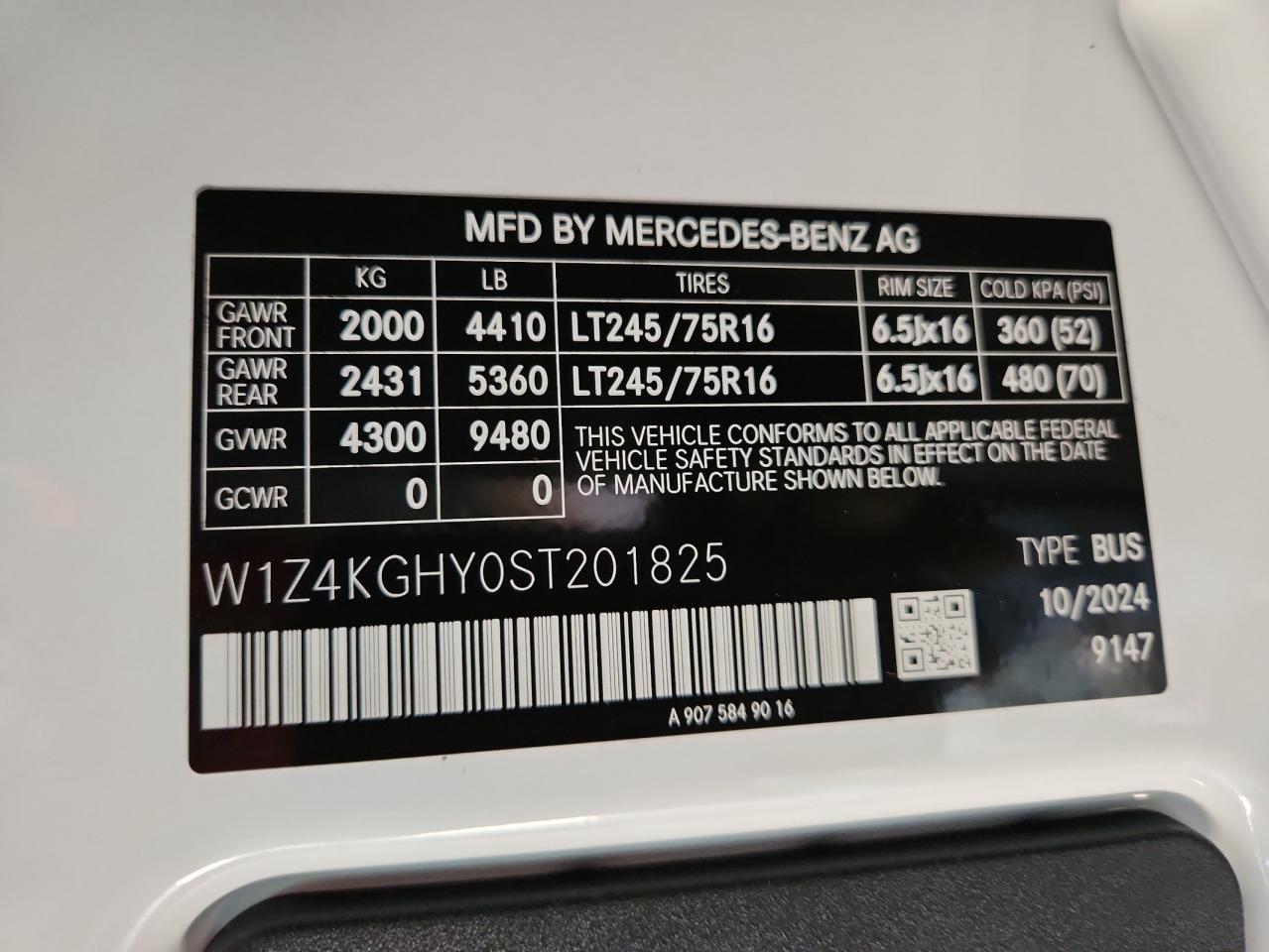 MERCEDES-BENZ SPRINTER 2500