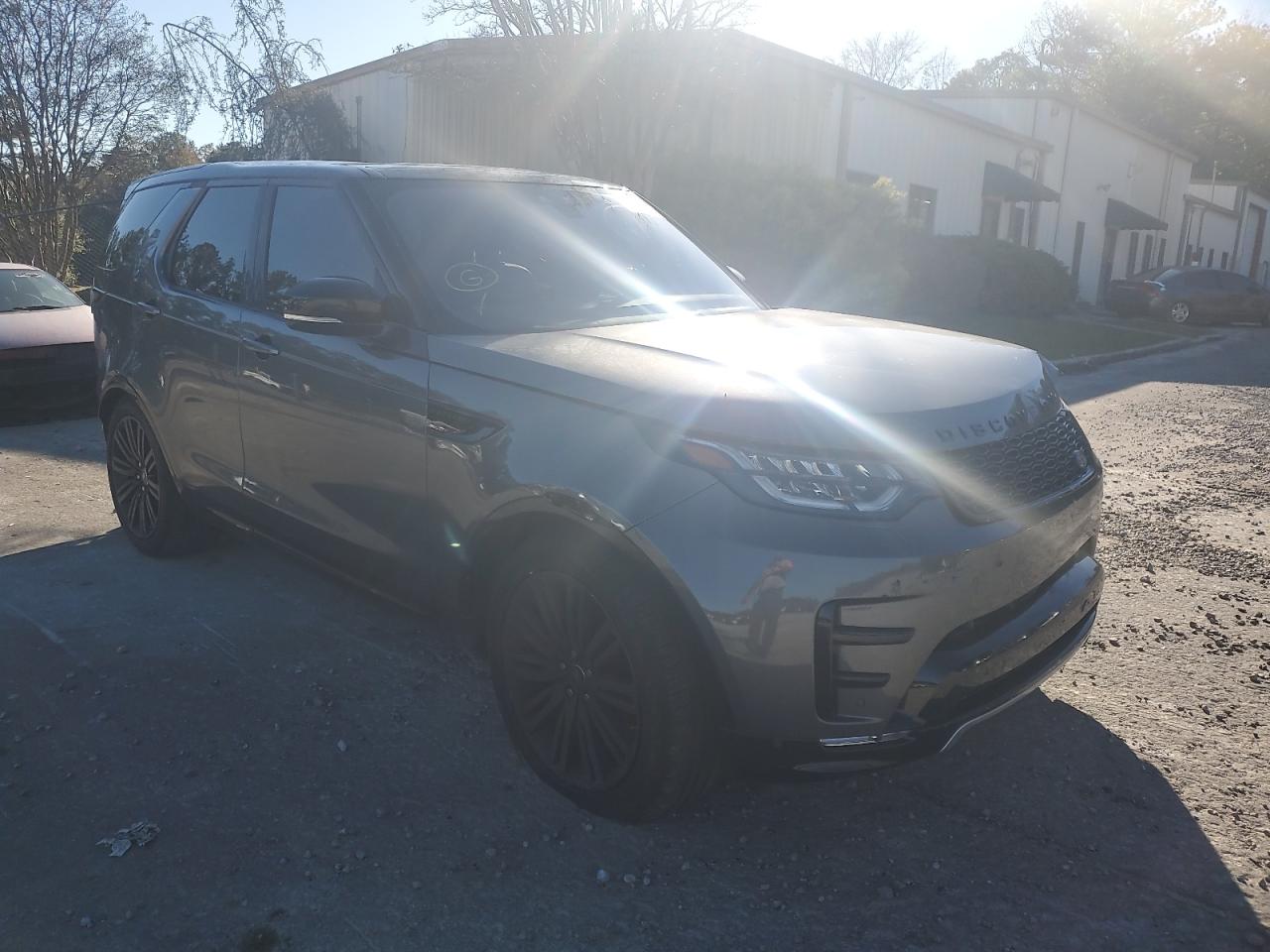 Lot #3319940147 2018 LAND ROVER DISCOVERY