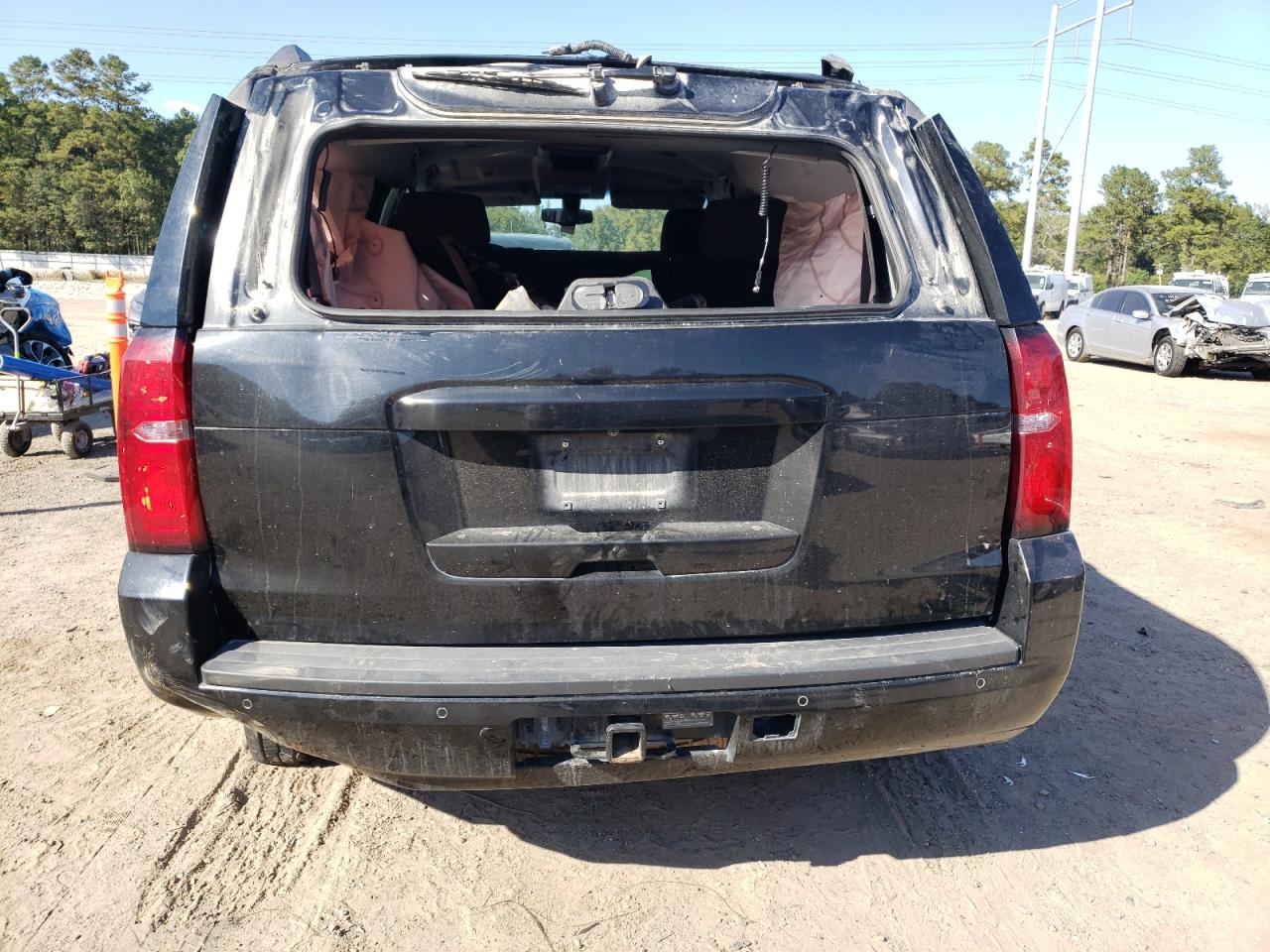 CHEVROLET TAHOE C1500 LS