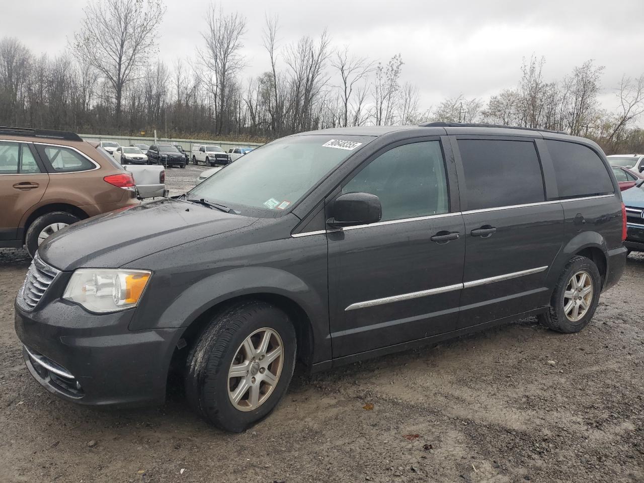 CHRYSLER TOWN & COUNTRY TOURING
