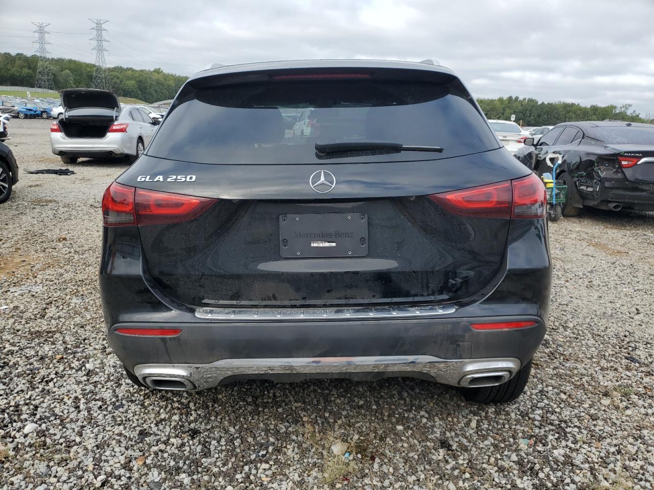 MERCEDES-BENZ GLA-CLASS 250