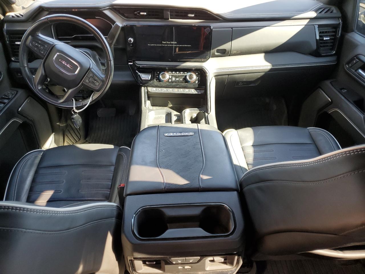 GMC SIERRA K2500 AT4X