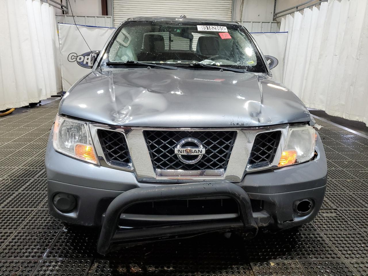 NISSAN FRONTIER S