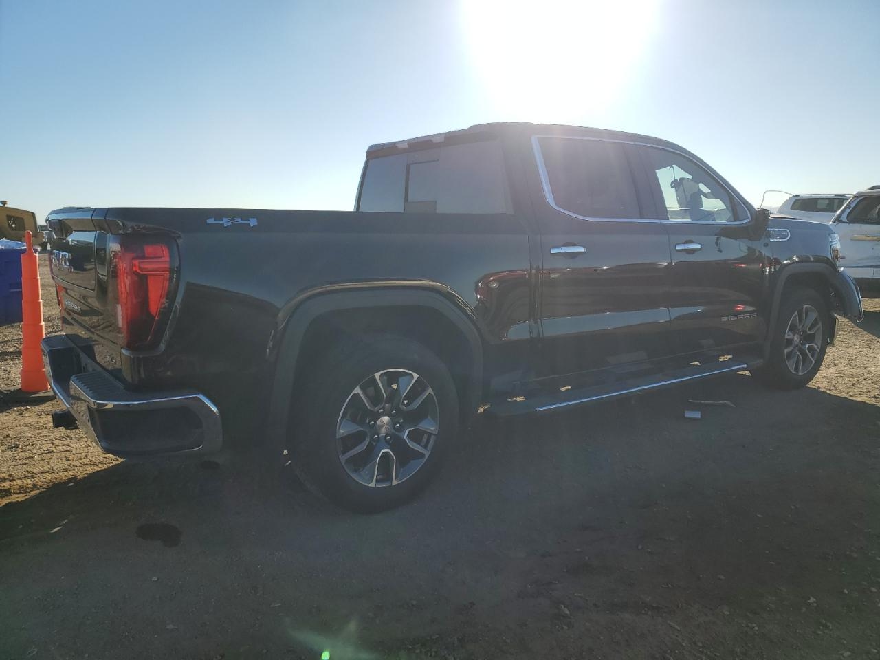 GMC SIERRA K1500 SLT