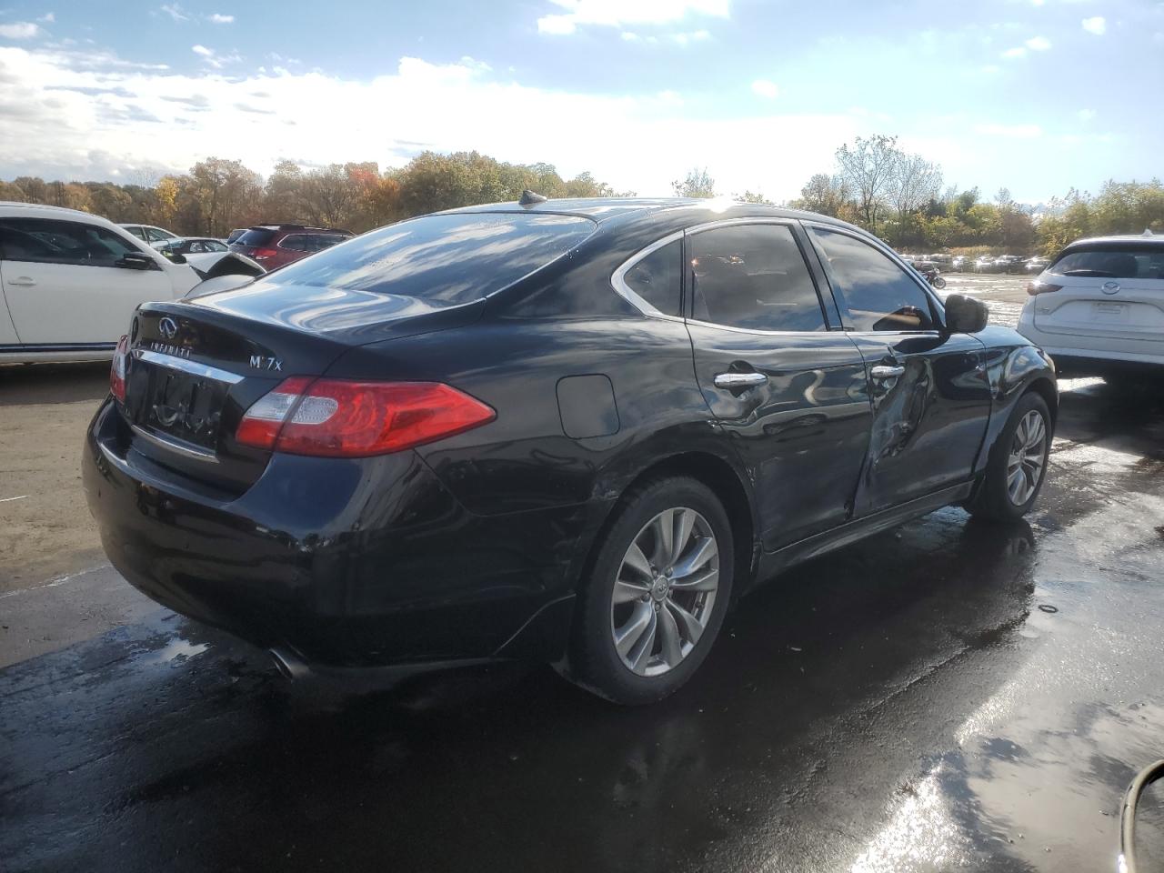 INFINITI M37 X