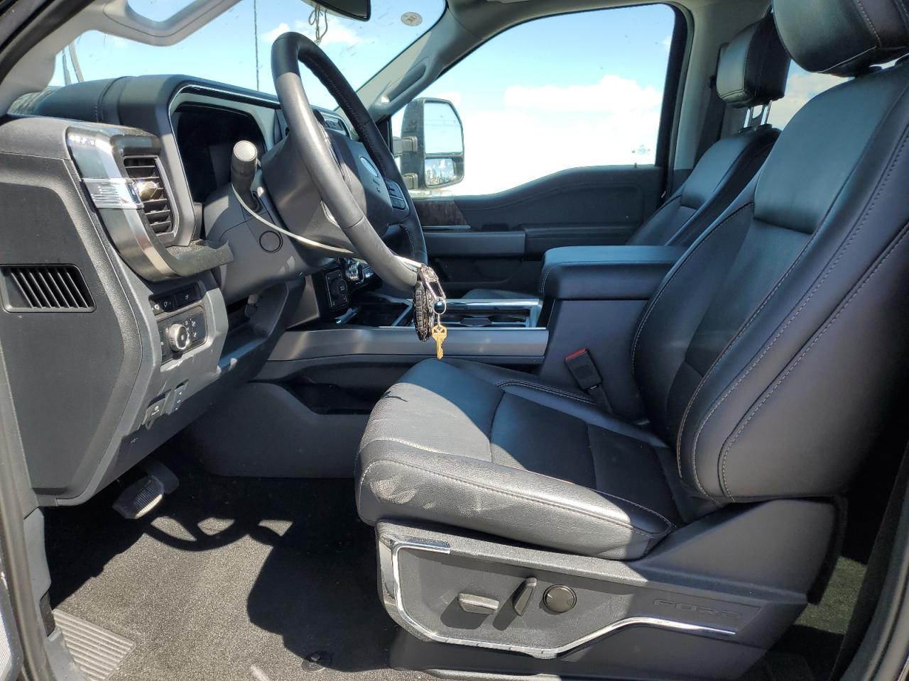 FORD F-250 SUPER DUTY