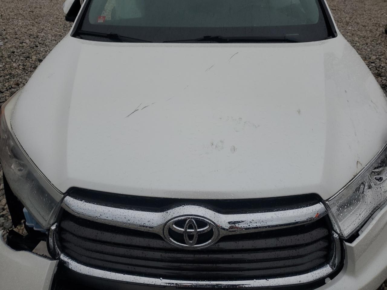 TOYOTA HIGHLANDER XLE