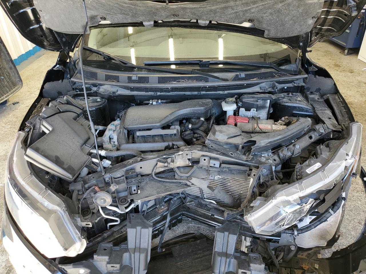 NISSAN ROGUE SPORT S