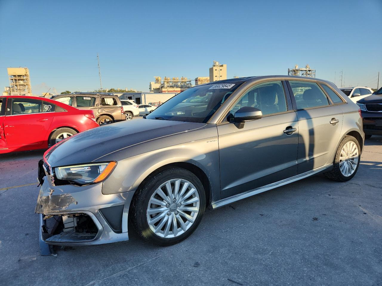 AUDI A3 E-TRON PREMIUM