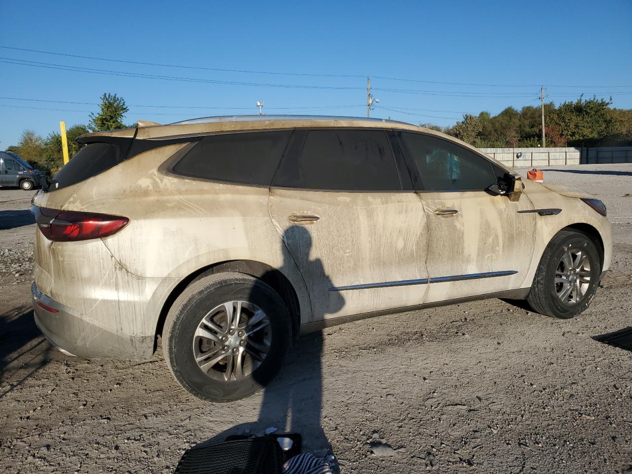 BUICK ENCLAVE ESSENCE